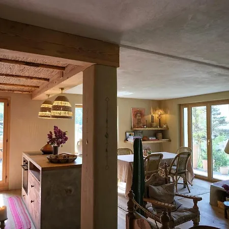 Apartment Vu Sur Le Et Les Neiges Eternelle