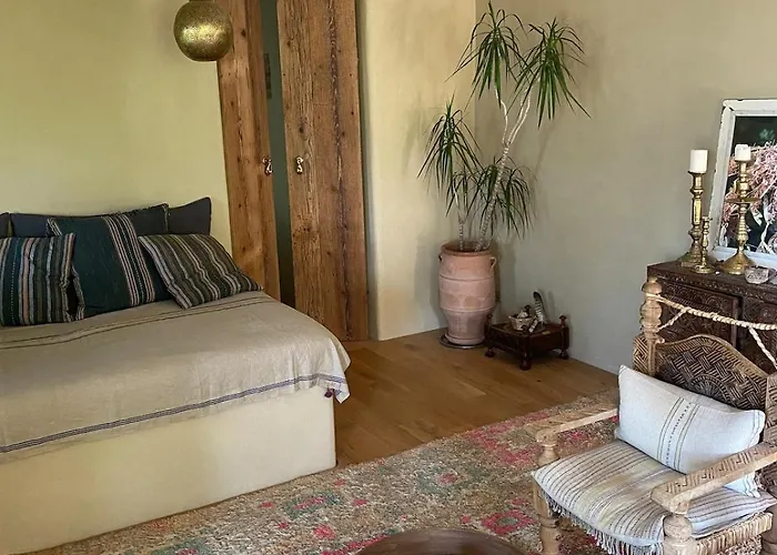 Vu Sur Le Et Les Neiges Eternelle Апартаменты