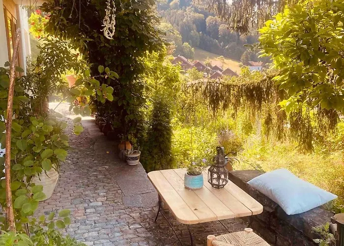 Vu Sur Le Et Les Neiges Eternelle Тун