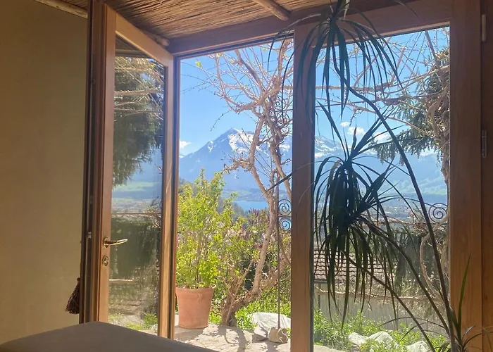 Vu Sur Le Et Les Neiges Eternelle * Тун